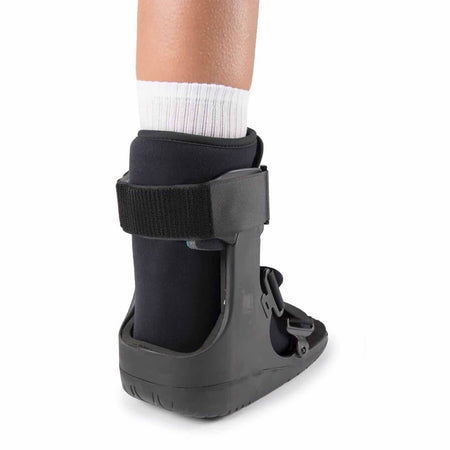 Ossur Formfit Low Top Air Walker Boot, Large-Air Walker Boot Formfit Walker Air Pneumatic Adult Large Short