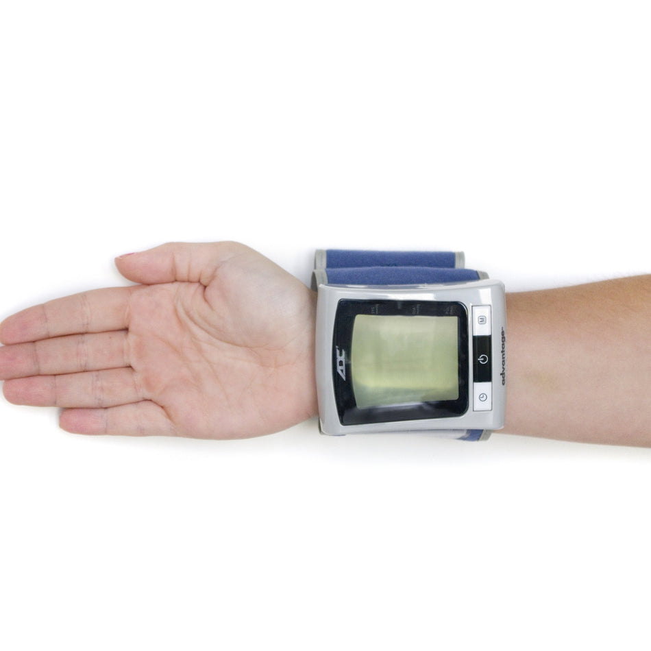 Advantage Wrist Digital Blood Pressure Monitor-Home Automatic Digital Blood Pressure Monitor Advantage 6015N Series Adult Cuff Nylon Cuff 13.5 - 19.5 cm Wrist