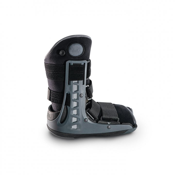 Air Walker Boot MaxTrax™ 2.0 Air Pneumatic Adult Medium Short - Orthopedic>Immobilizers, Splints and Supports>Lower Body>W...