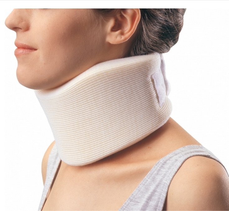 ProCare� Form Fit� Cervical Collar, Small-Cervical Collar ProCare� Form Fit� Low Contoured / Medium Density Adult Small One-Piece 3 Inch Height 18-1/2 Inch Length 11 to 16 Inch Neck Circumference