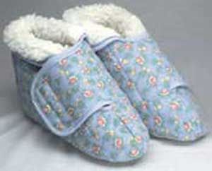 Sherpa Fleece Slippers Female Medium 7-8 - Foot Warmers/Wraps/Booties - Complete Medical
