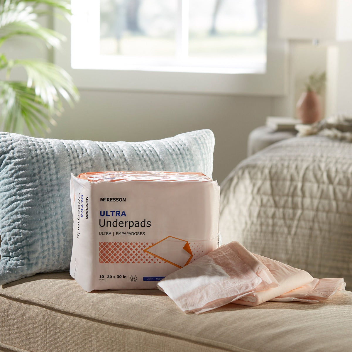 McKesson Ultra Heavy Absorbency Underpad, 30 x 30 Inch - Incontinence>Underpads - McKesson Brand