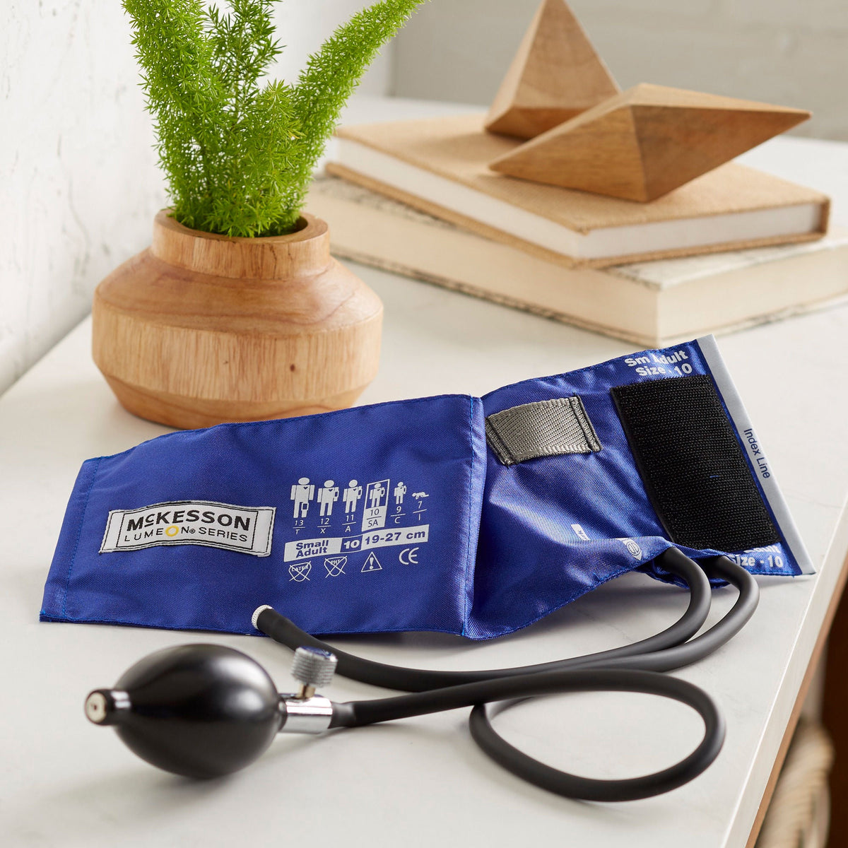 McKesson Lumeon™ Blood Pressure Bulb and Cuff, Child Arm, Small, 19 – 27 cm - Diagnostic Instruments and Supplies>Blood Pr...