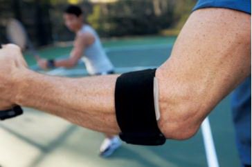 3M Ace Tennis Elbow Strap, Adjustable, Hook and Loop, One Size Fits Most-Elbow Support 3M Ace One Size Fits Most Hook and Loop Strap Closure Tennis Elbow Strap Left or Right Arm Black