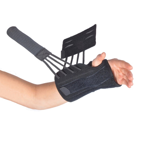 Titan Wrist Left Wrist Splint, One Size Fits Most-Wrist Brace Titan Wrist Aluminum / Nylon Left Hand Black Regular